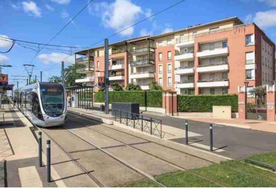 L Oasis Studio Proche Hopital Et Aeroport Piscine Parking &Netflix Toulouse Ngoại thất bức ảnh