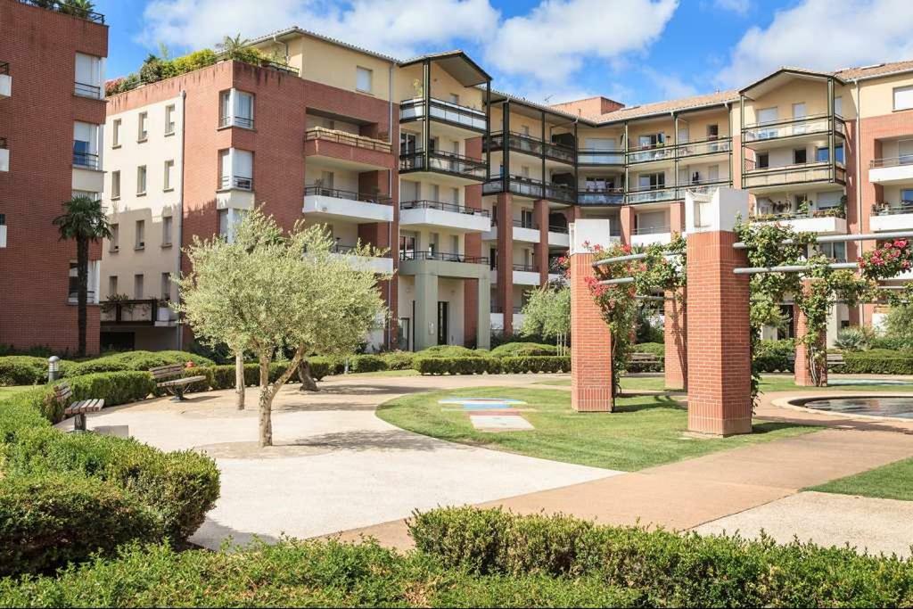 L Oasis Studio Proche Hopital Et Aeroport Piscine Parking &Netflix Toulouse Ngoại thất bức ảnh